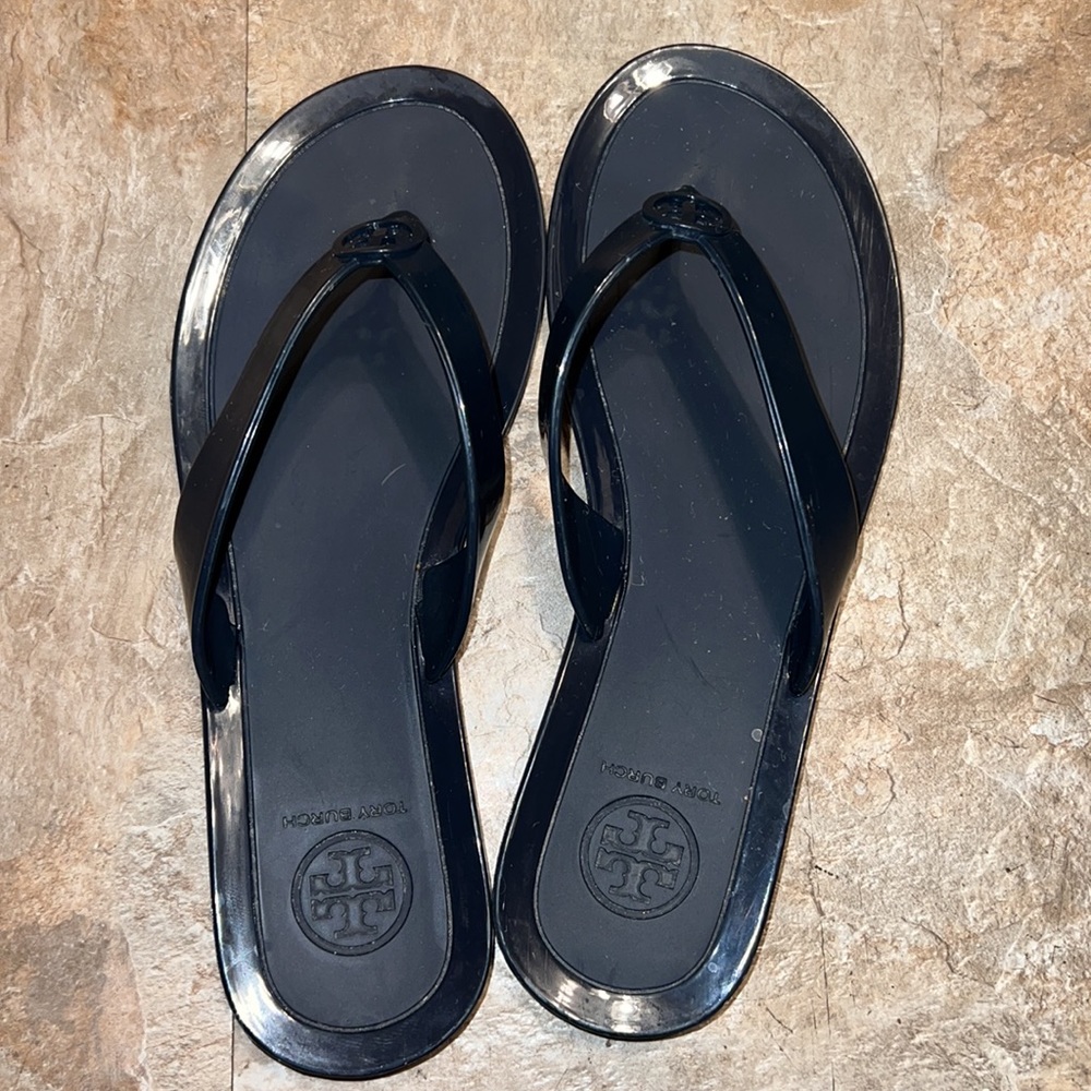 Sandals - Picture 2 of 3
